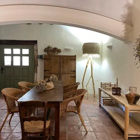 Hétvégi ház Casa Palacio Arminon